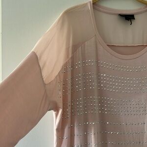 NWOT i Jeans By Buffalo Soft Pink Silver Studded 3/4 Sleeves Lightweight Top